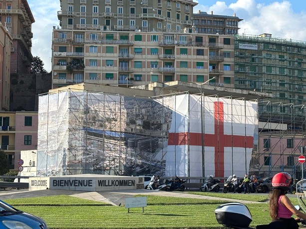 Con il Salone Nautico si riaccendono i fari sul Waterfront, Salis: “Speriamo che in un anno e mezzo siano completati i lavori”. Bucci: “Pronto a dare una mano”