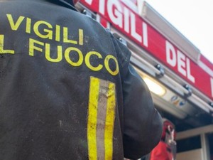 Refrancore, violento incendio in un'abitazione in via Alfieri Refrancore, violento incendio in un'abitazione in via Alfieri