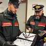 Insegue un’auto sospetta in corso Casale e trova pistola e gioielli: arrestato 26enne Insegue un’auto sospetta in corso Casale e trova pistola e gioielli: arrestato 26enne