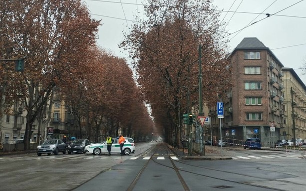 Corso Regina Margherita chiuso per sgombero Aska: “Rimborsate i commercianti e riaprite la strada”