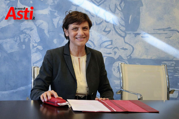 Sequestro del coltello in classe, il Questore emette un avviso orale allo studente Sequestro del coltello in classe, il Questore emette un avviso orale allo studente