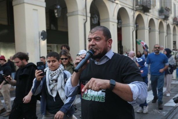&quot;Il 7 ottobre non fu violenza&quot;. l'Imam di via Saluzzo in Questura, per lui rischio espulsione