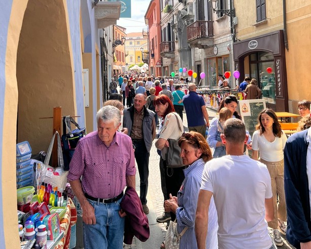 EVENTI / Ultima domenica del mese con la Fiera di Maggio di Busca. E poi Augusta Antiquaria e decine di altri appuntamenti in Granda EVENTI / Ultima domenica del mese con la Fiera di Maggio di Busca. E poi Augusta Antiquaria e decine di altri appuntamenti in Granda