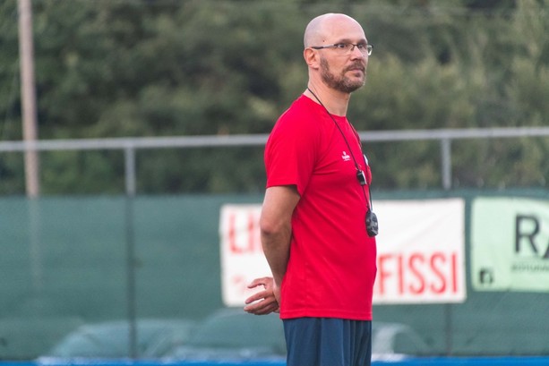 Calcio, Ceriale. Vittoria contro la Baia con il brivido finale, Mambrin: &quot;Cinque minuti di blackout, dobbiamo lavorarci su&quot;