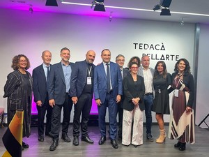Parella accoglie la nuova Bellarte: teatro, laboratori, aula studio, luogo d'incontro. Schinocca: "Siamo tornati" [VIDEO]