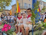 Biot riscopre la sua anima più autentica: quattro giorni di festa tra tradizioni, giochi e folklore (Foto)