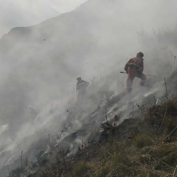 Incendio a Valdieri, riattivato un fronte di fuoco di 350 metri. In azione un Canadair da Genova e si valuta l’invio di un terzo velivolo Incendio a Valdieri, riattivato un fronte di fuoco di 350 metri. In azione un Canadair da Genova e si valuta l’invio di un terzo velivolo
