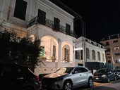 Bambina morta a Bordighera, arrestata la madre: per il medico legale traumi volontari e colpi con oggetti