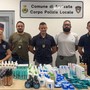 Rubano cosmetici per quasi 3000 euro, li ferma la polizia locale di Arcisate