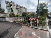 "Il trincerone non è una discarica": i residenti scendono in piazza e organizzano un sit-in di protesta [FOTO]