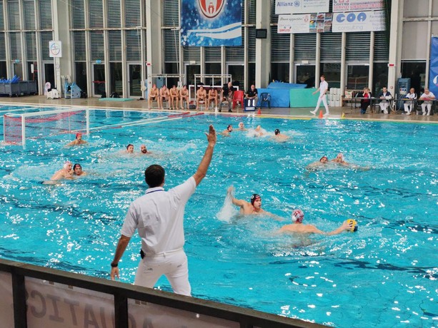 Pallanuoto. EuroRari senza freni, con lo Spandau vittoria 17-11 e qualificazione