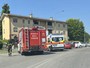 Varese, due auto si scontrano in via Borghi: cinque persone soccorse tra cui due bambini
