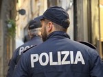 Lite in casa finisce con una coltellata: ferito un 42enne. La convivente ascoltata in Questura