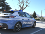 Controlli straordinari della Polizia a Cuneo e Borgo San Dalmazzo: identificate 250 persone, sanzioni per un esercizio commerciale Controlli straordinari della Polizia a Cuneo e Borgo San Dalmazzo: identificate 250 persone, sanzioni per un esercizio commerciale