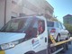 Imperia, blitz alle Case parcheggio di via Airenti: rimosse carcasse di auto e ripulito il piazzale. L’assessore Gagliano: “Situazione ormai insostenibile”