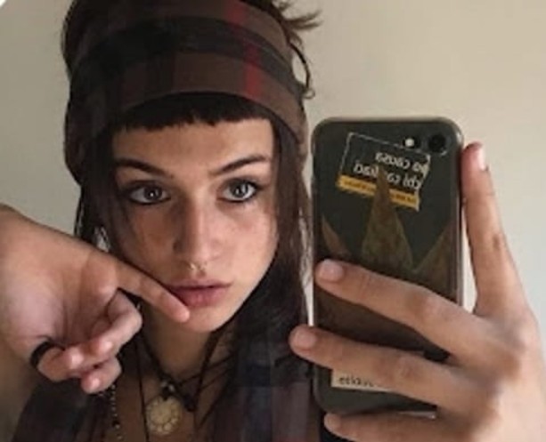 Il ricordo di Elena, giovane 18enne, vittima della strada: “Ragazza creativa, splendida, solare&quot;