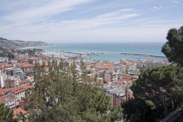 Sanremo, Ognissanti senza ponte: poche prenotazioni negli hotel. Di Michele (Federalberghi): "Per ora è tutto tranquillo"