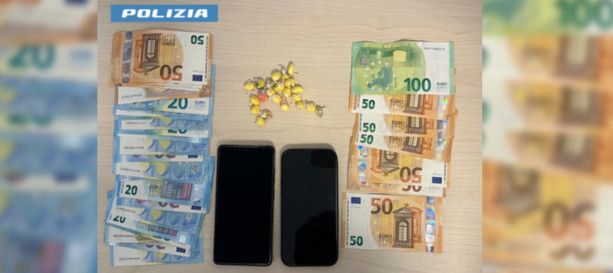 Spacciava droga nei boschi tra Varese e Induno: in manette uno straniero Spacciava droga nei boschi tra Varese e Induno: in manette uno straniero