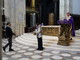 Crisi climatica, le attiviste di Extinction Rebellion interrompono la messa in Duomo con l'arcivescovo Repole Crisi climatica, le attiviste di Extinction Rebellion interrompono la messa in Duomo con l'arcivescovo Repole