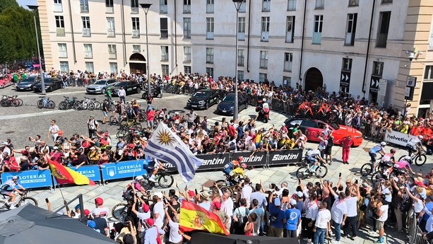 La Vuelta a España 2025 fa sorridere il Piemonte: oltre 200mila spettatori e più di 40 milioni di impatto economico