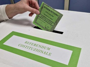 Referendum sulla giustizia, l'affluenza (da record) sale al 40,15% Referendum sulla giustizia, l'affluenza (da record) sale al 40,15%