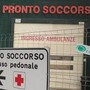 Pronto soccorso, 600 aggressioni in un anno solo a Torino. Il sindacato dice basta: &quot;Presidi armati 24 ore su 24 e nuove assunzioni&quot;