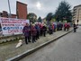 Nuovo sit-in al Rebaudengo: “Marciapiedi ko, non siamo un quartiere di serie B” Nuovo sit-in al Rebaudengo: “Marciapiedi ko, non siamo un quartiere di serie B”