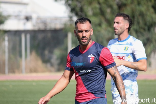 Calcio. Il Vado batte l'Arenzano 3-0 e ritrova Vita dal primo minuto
