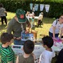 Cento bambini in festa hanno animato il parco di via Monti con giochi e laboratori