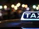 Tira fuori un coltello, minaccia e rapina il taxista: individuato e arrestato dai carabinieri Tira fuori un coltello, minaccia e rapina il taxista: individuato e arrestato dai carabinieri