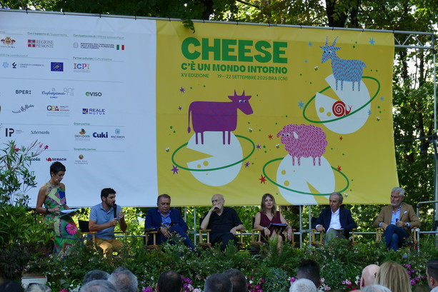 A Cheese 2025 per incontrare la meglio gioventù che tutela  i formaggi a latte crudo
