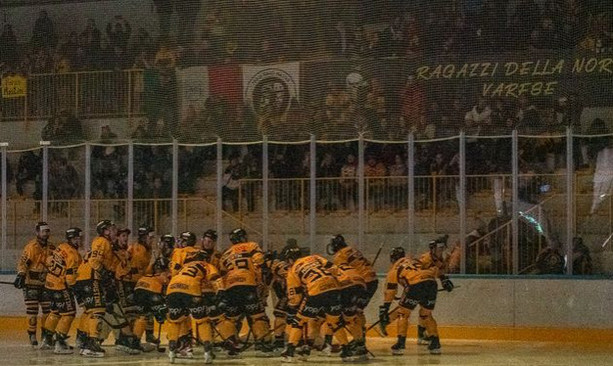 Via ai playoff con Varese-Alleghe. Pronostico? 50% e 50%. Ma qualunque cosa accadrà, la faremo accadere noi Via ai playoff con Varese-Alleghe. Pronostico? 50% e 50%. Ma qualunque cosa accadrà, la faremo accadere noi