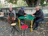Tra chiacchiere e partite a carte: “Noi il primo antidoto al degrado” Tra chiacchiere e partite a carte: “Noi il primo antidoto al degrado”