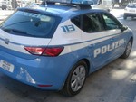 Molassana, inseguimento dopo le truffe agli anziani: agenti sparano alle ruote dell’auto in fuga Molassana, inseguimento dopo le truffe agli anziani: agenti sparano alle ruote dell’auto in fuga