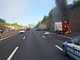 Furgone in fiamme ad Interporto Sito: traffico bloccato in Tangenziale Furgone in fiamme ad Interporto Sito: traffico bloccato in Tangenziale