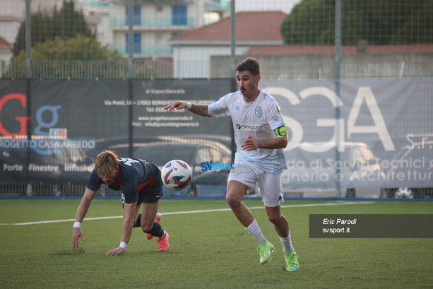 Calcio, Coppa Italia di Eccellenza. Scattano i quarti di finale, alle 20:00 super derby tra Pietra Ligure e San Francesco Loano