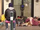 I clochard colonizzano via Viotti: il portico in pieno centro è diventato un accampamento (VIDEO e FOTO) I clochard colonizzano via Viotti: il portico in pieno centro è diventato un accampamento (VIDEO e FOTO)