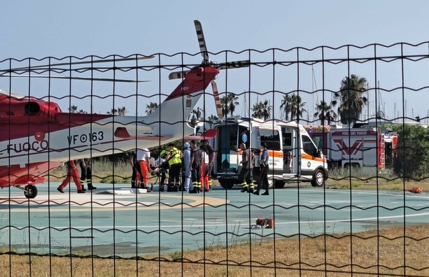 Bimbo investito sulle strisce a San Bartolomeo al Mare,  è gravissimo: al Gaslini in terapia intensiva