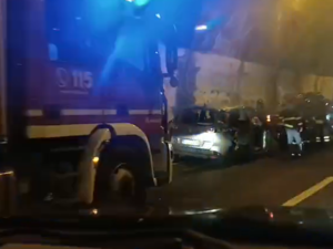 Incidente in galleria sulla Statale del Colle di Nava: due feriti, strada chiusa al traffico