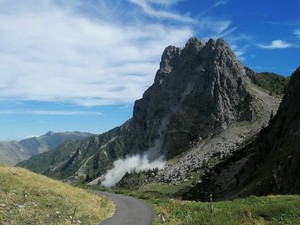 Importante distacco di rocce dalla Punta Parvo in Valle Grana: nessun ferito Importante distacco di rocce dalla Punta Parvo in Valle Grana: nessun ferito
