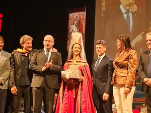Gaia Torello è la Damigella del Palio 2026 Gaia Torello è la Damigella del Palio 2026