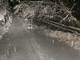 Neve e disagi sulla Granda: alberi caduti, strade chiuse, allagamenti e traffico ferroviario in tilt