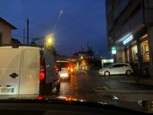 VIDEO. Viale Belforte, venti minuti per fare un chilometro. Ma con l'anno nuovo un doppio senso eviterà l'imbuto