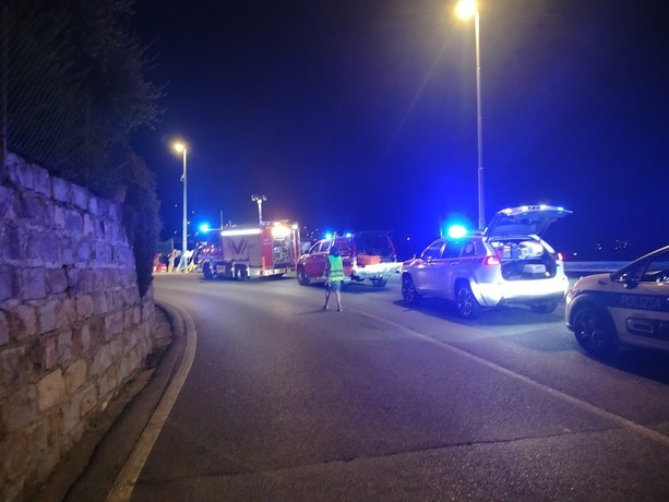 Incidente in via Padre Semeria, scooter fuori strada prima di Musizzano (Foto) Incidente in via Padre Semeria, scooter fuori strada prima di Musizzano (Foto)