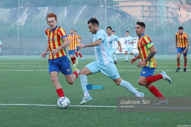 Calcio. La prima giornata dei campionati di Eccellenza e Promozione, sfide tutte provinciali con Pietra - Millesimo, Savona - Baia e Finale - Albissole