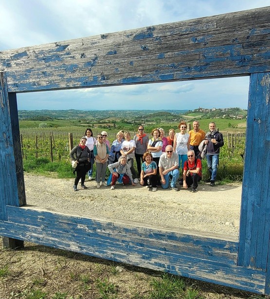 Asl At, boom dei gruppi di cammino: 68 nuovi &quot;walking leader&quot; per oltre 40 comuni