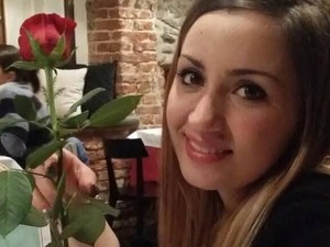 Deceduta dopo il parto a Cittiglio, dodici indagati per la morte di Veronica Pignata Deceduta dopo il parto a Cittiglio, dodici indagati per la morte di Veronica Pignata