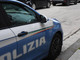 Varese, non si ferma all'alt della polizia in via Peschiera: trovato con cinque panetti di hashish