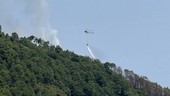 Incendio tra Borello e San Romolo, fiamme ancora vive dopo oltre 24 ore di emergenza Incendio tra Borello e San Romolo, fiamme ancora vive dopo oltre 24 ore di emergenza