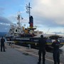 La nave Humanity 1 attracca a Savona con i migranti soccorsi nel Mediterraneo (FOTO e VIDEO) La nave Humanity 1 attracca a Savona con i migranti soccorsi nel Mediterraneo (FOTO e VIDEO)